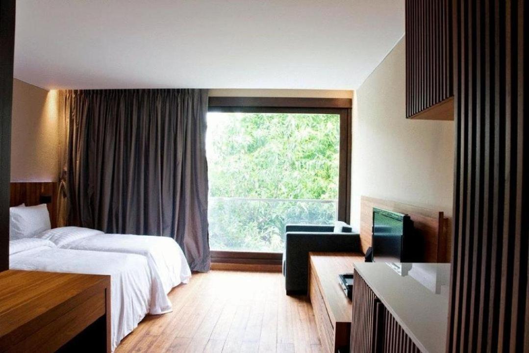 Luxx Langsuan Hotel - Sha Plus Bangkok Zewnętrze zdjęcie